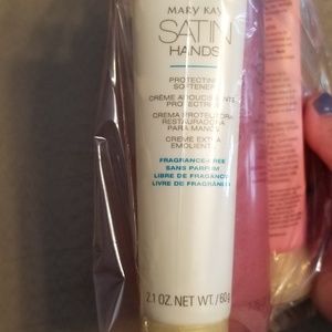 Mary Kay Other - New Mary Kay Satin Hands Set Mary Kay Other - New Mary Kay Satin Hands Set